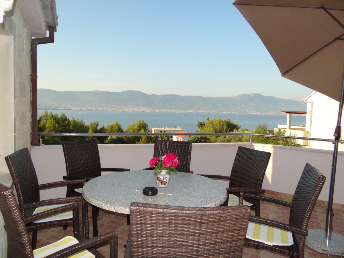 Vila Emilija Trogir Eksteriør billede